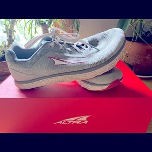 Altra Escalante 2.5 Womens Running Shoes - Zero Drop